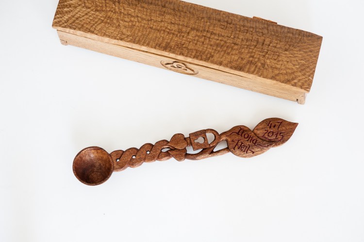 Love spoon and box-6